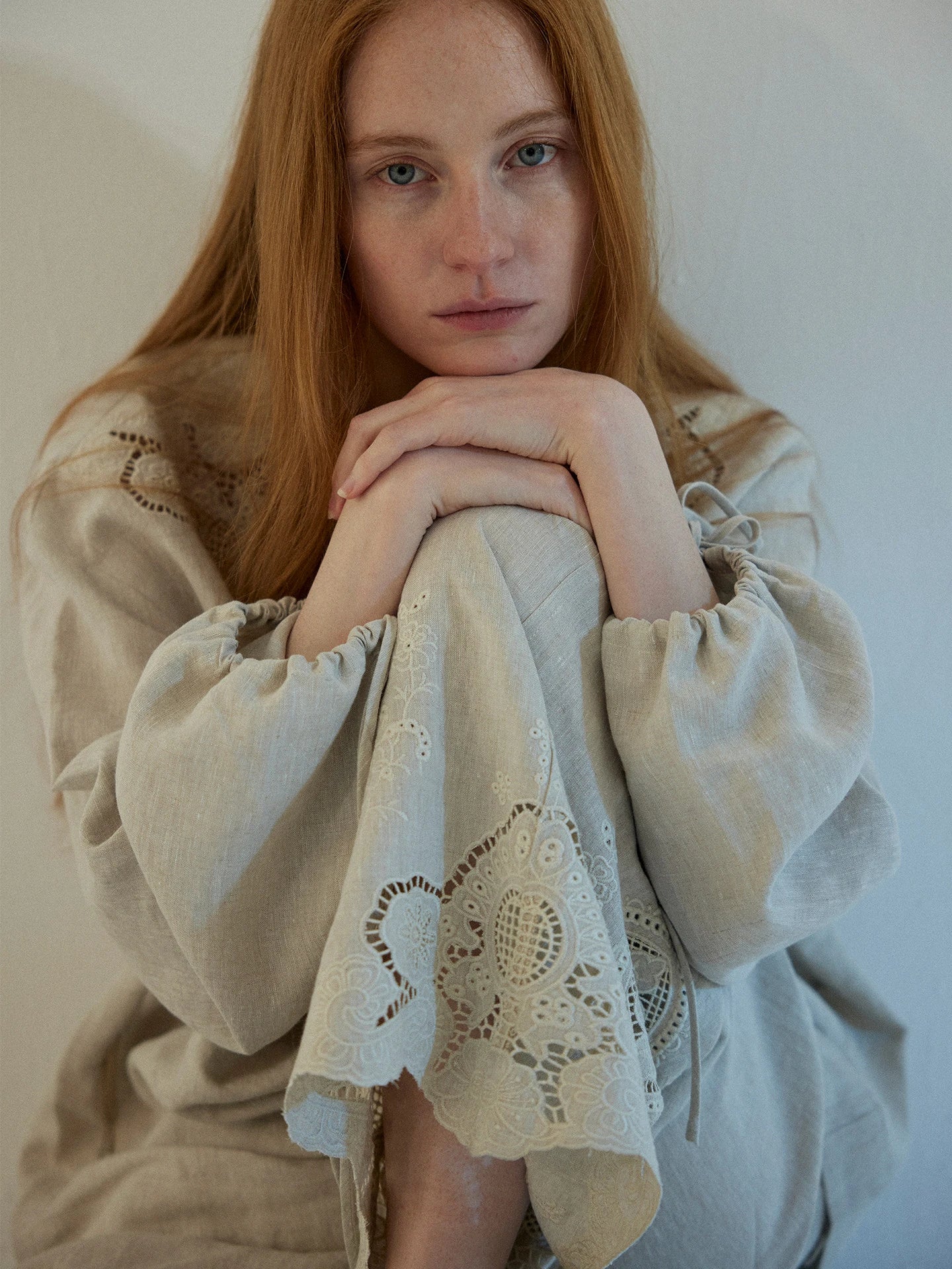 Amara linen set embroidery detail
